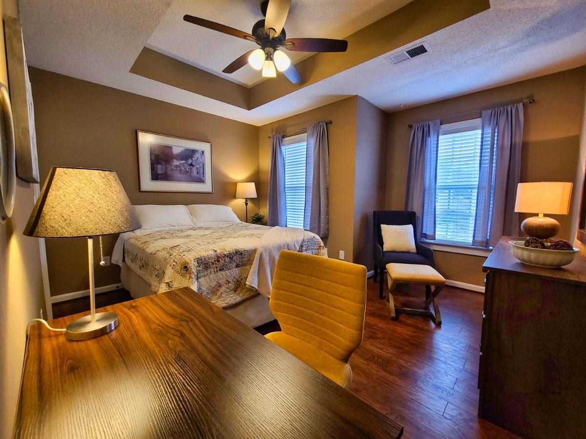 Villa Cozy House Near Ole Miss & M-Trade! Oxford Esterno foto