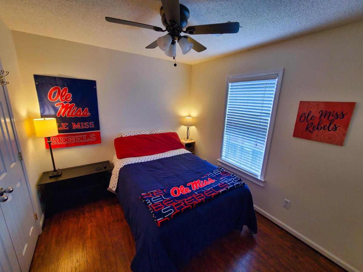 Villa Cozy House Near Ole Miss & M-Trade! Oxford Esterno foto